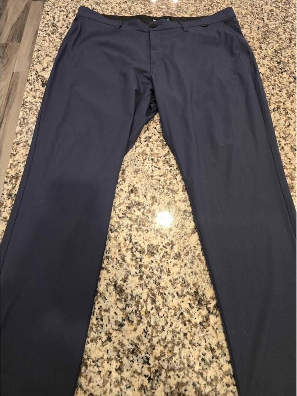 Travis Mathew Golf Pants Men's Size 42x32